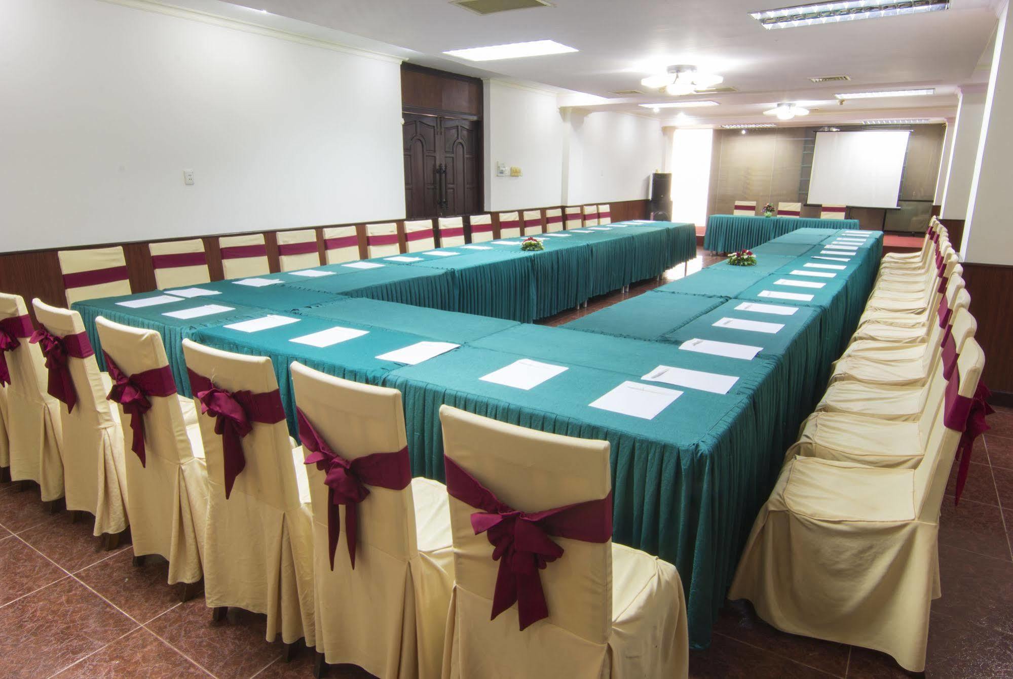Vung Tau P&T Hotel Exterior photo
